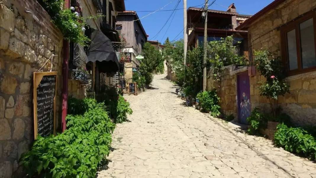 Bu köyde fotoğraf çektirmek paralı! Resmen doğal stüdyo: Düğünü nişanı olan soluğu burada alıyor 5